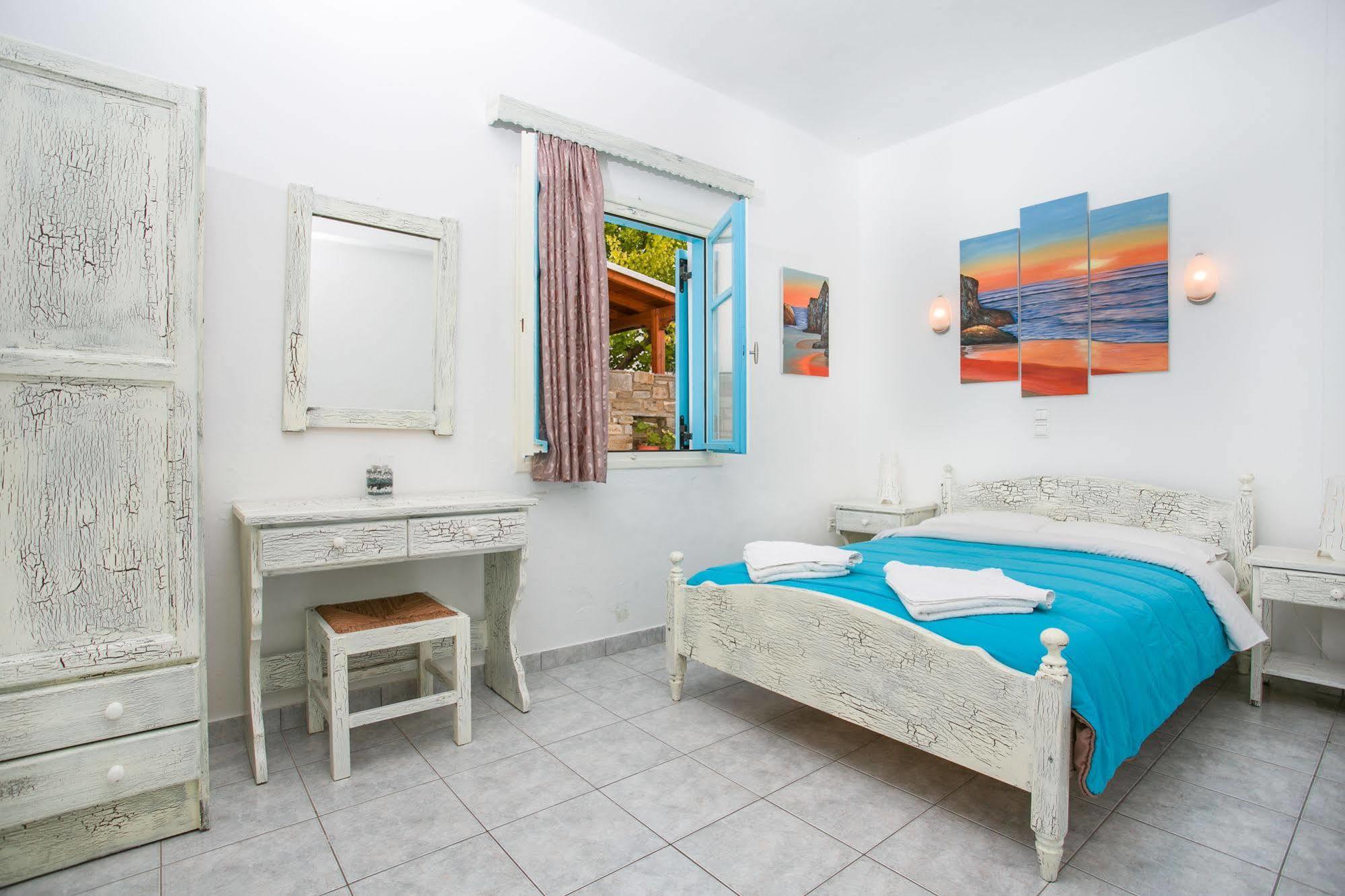 Joseph Apartments Парос Экстерьер фото